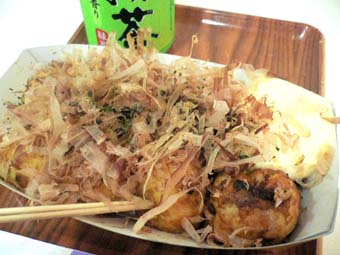 今日の昼食・えびすだこのたこ焼き（9.16）