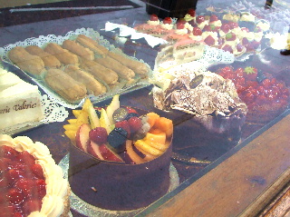 Patisserie-Valerie店頭２