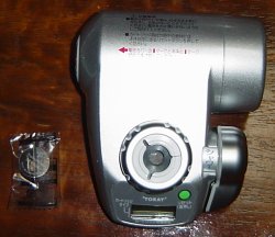 本体とボタン電池.jpg