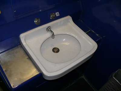 ＪＲ四国車両の洗面台