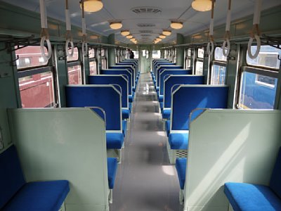 09_特別公開のキハ２０車内