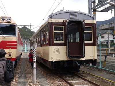 11_流電後ろから