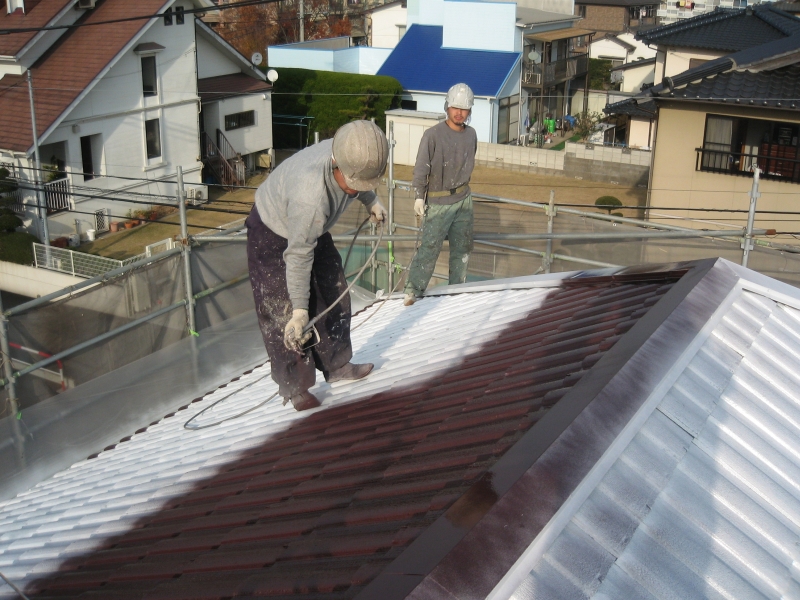 屋根中塗り