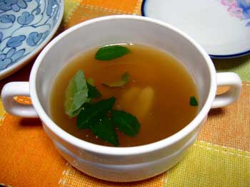 木の芽のコンソメ