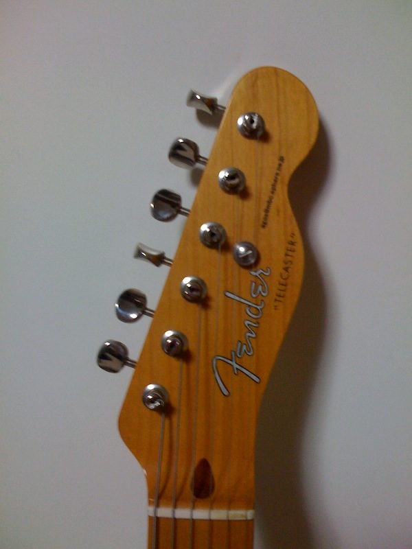 Fender TELECASTER5.jpg