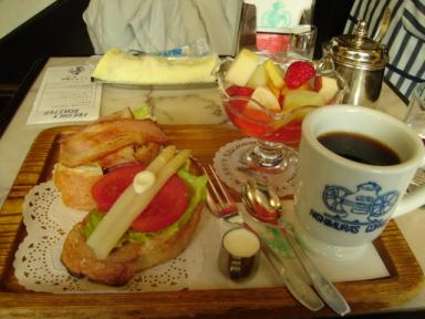 三ノ宮の珈琲やさんでブランチ