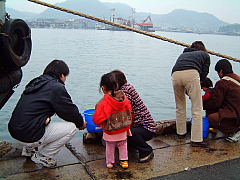 魚放流体験