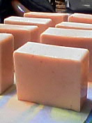 ストロベリームース石けん２