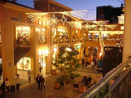 ラ・フェット多摩