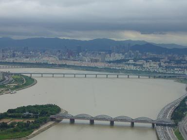 ６３階からのながめ・・・くもってる