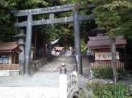 諏訪大社正面入り口