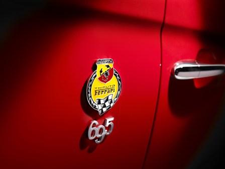 abarth_695_tributo_ferrari_06.jpg