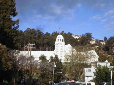 クレアモント　２