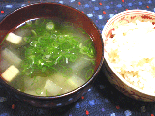 お味噌汁とご飯