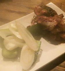 東京ホルモン本舗のオイキムチとキムチ