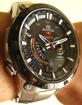 CASIO EDIFICE 【Red Bull Racing Limited Edition】 (EQW-A1000RB-1AJR) | 時計ブログ  - 楽天ブログ