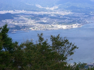 弥山。山頂より、