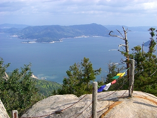 弥山。山頂より