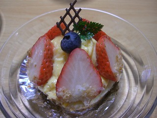 いちごタルト２