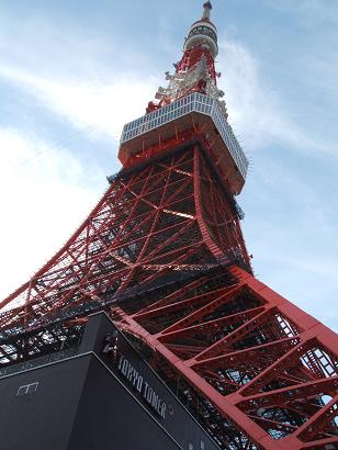 ３３３メートルは今でも世界一のテレビ塔