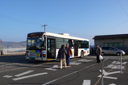 バスで清水駅へ