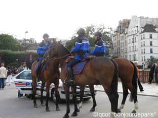 gendarmes