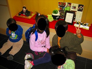 奥のモリコロに注目！