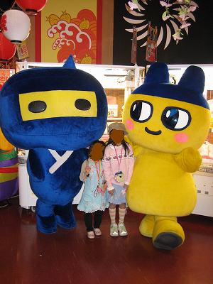 左･ござるっち　右･まめっち