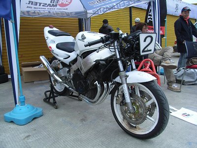 T氏CBR250RRレース仕様