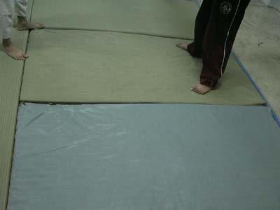 カガヤンデオロの柔道場　畳