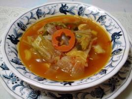 キャベツスープトマト味