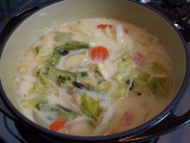 いろいろ野菜の豆乳仕立てスープ