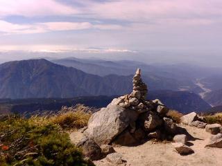 大日岳山頂からの白山