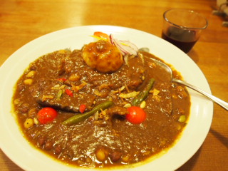 まめ蔵のスペシャルカレー。