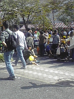 地元の お祭り 人混み～