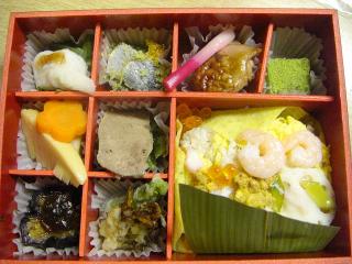 女将のおもてなし弁当（中身）