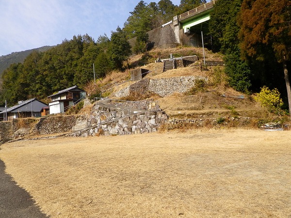 「龍穴（パワースポット）を見る！」裏山登山