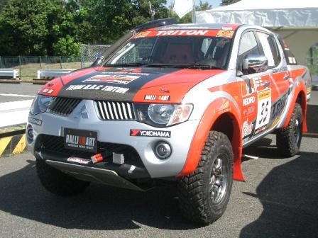 三菱トライトン 2006