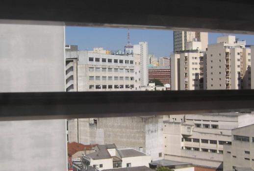 ホテルの窓からのサンパウロ日本人街