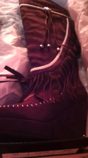 ブーツ、まだ履いてない。