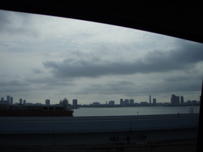 東京は曇り.jpg
