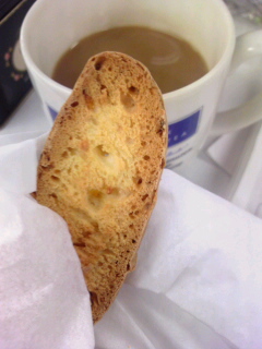 エスプレッソなどにつけて食べるビスコッティ