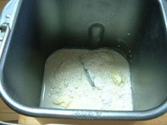 ホームベーカリーにおまかせ。