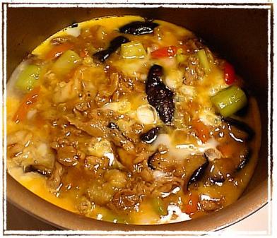 ウンペイロウ炒め丼 1.jpg