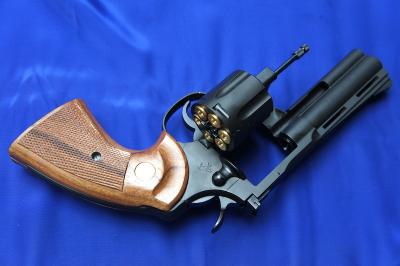 ＴパイソンＨＷ３