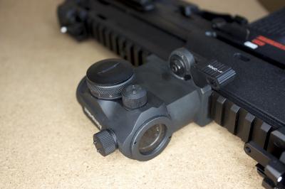 ドットサイト３