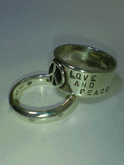 Love and Peace♪.gif