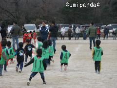 サッカー３