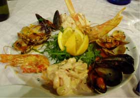 シーフードの前菜盛り合わせ