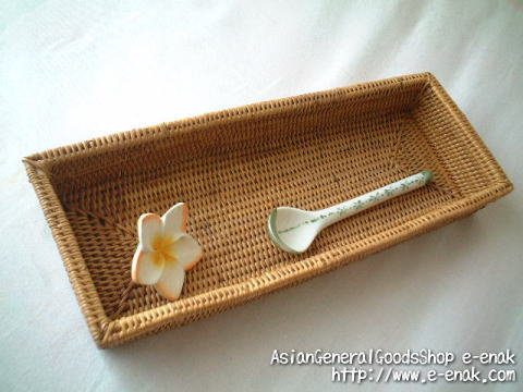 アタのカラトリートレイ